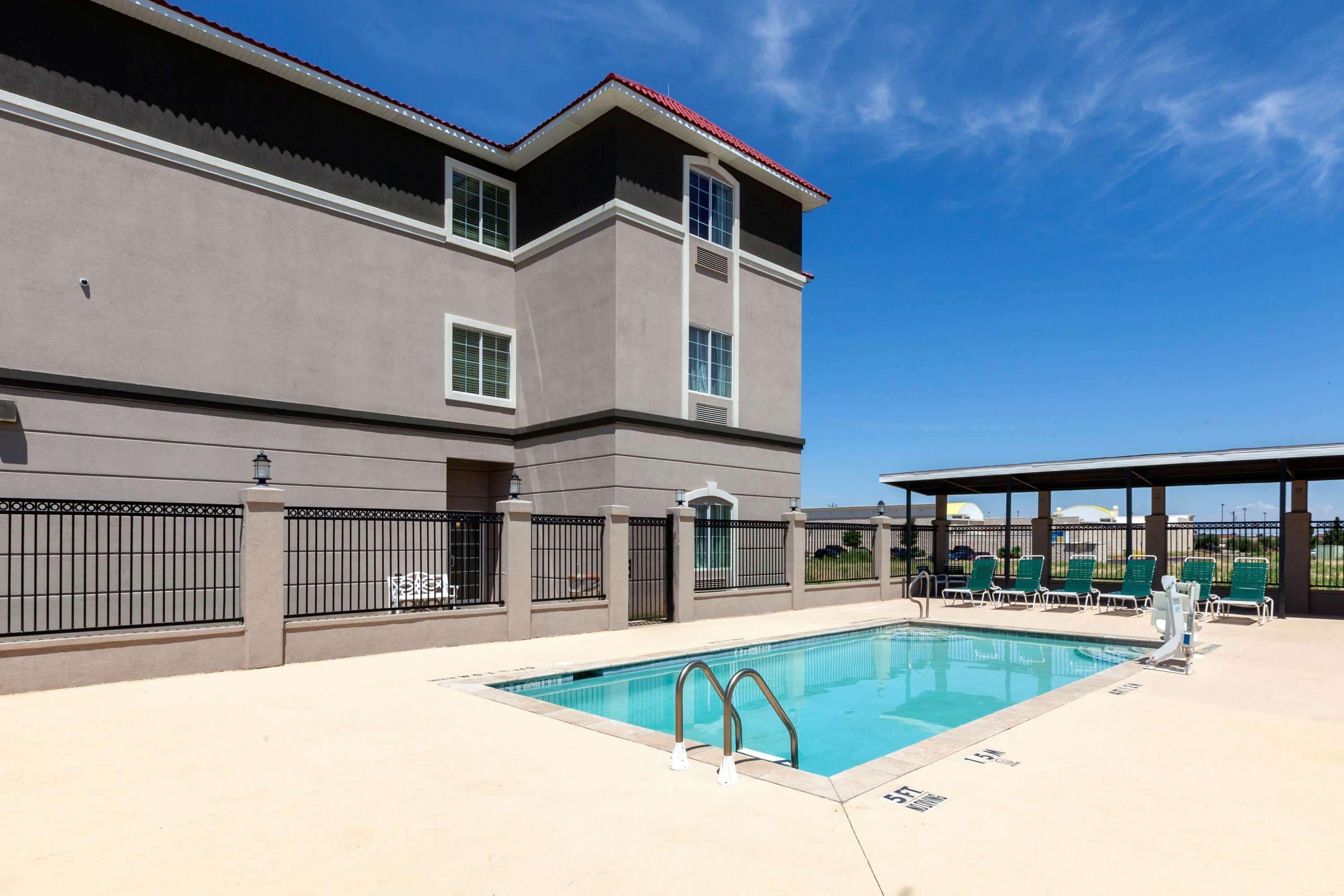 Hotel La Quinta By Wyndham Midland North Extérieur photo