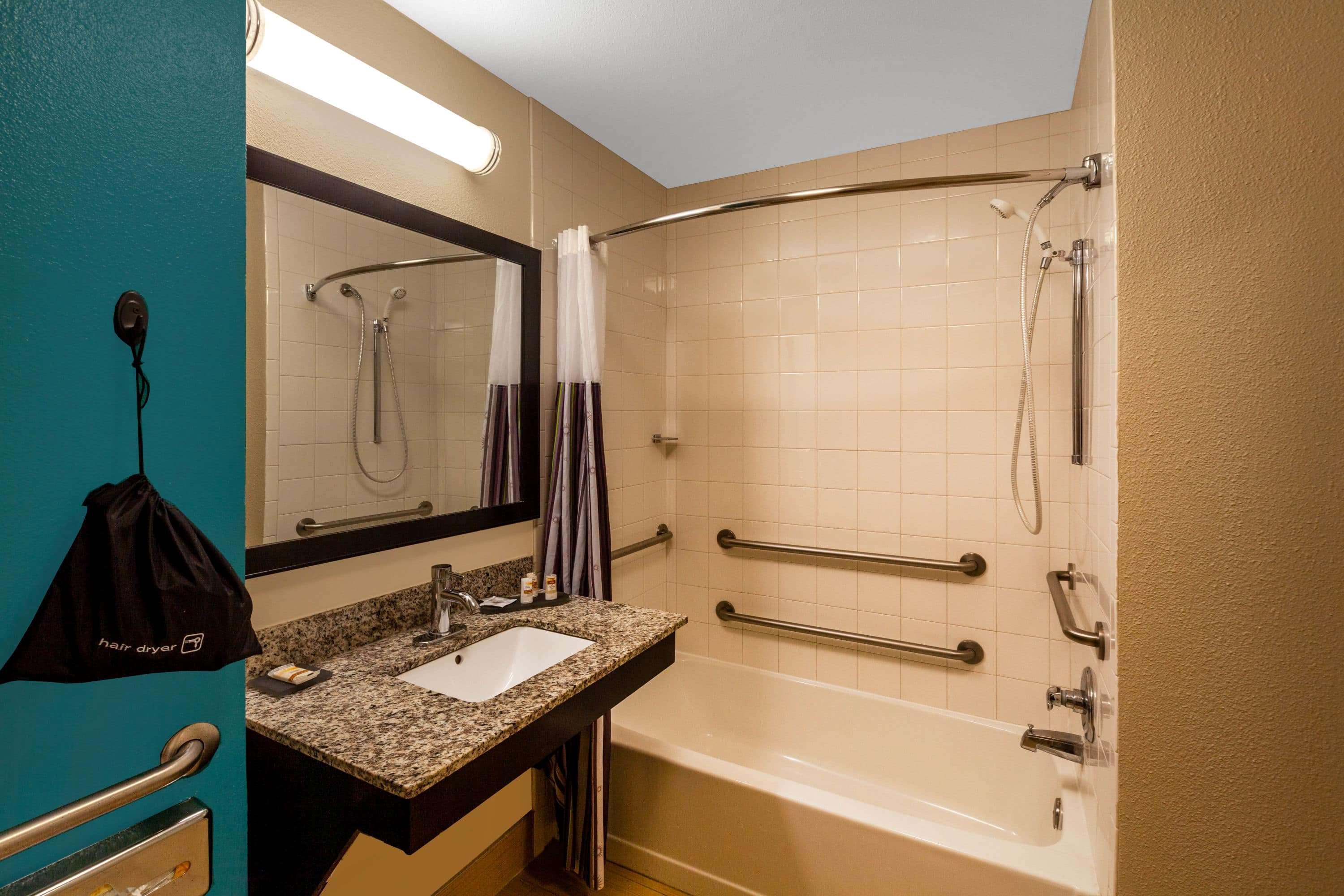 Hotel La Quinta By Wyndham Midland North Extérieur photo